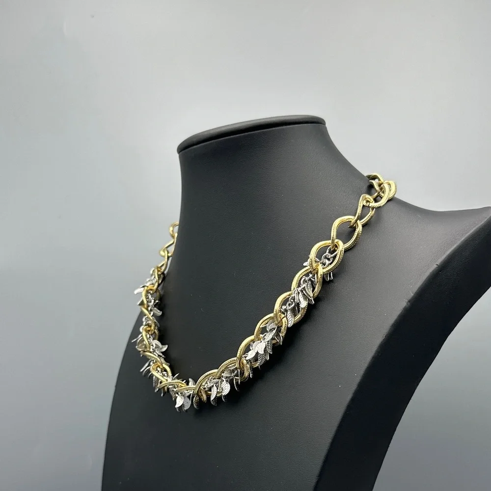 amrita singh Necklace